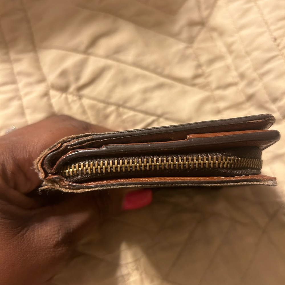 Lv Wallet Pretty Good Condition Callout On The Co… - image 6